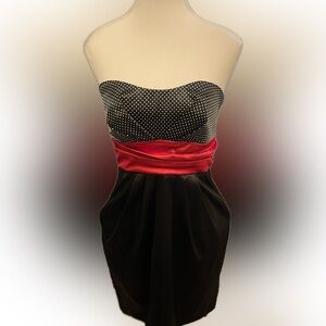 Ruby Rox Vintage Rockabilly Style Dress - Black Skirt -Polka Dot Top Red Belt